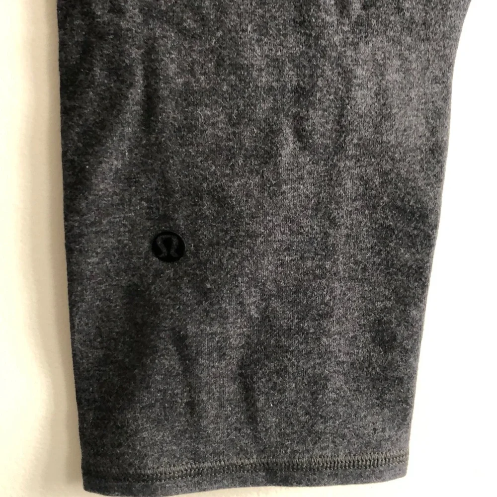 EUC! LULULEMON Capri‎ knit high waist leggings 6 dark heathered grey